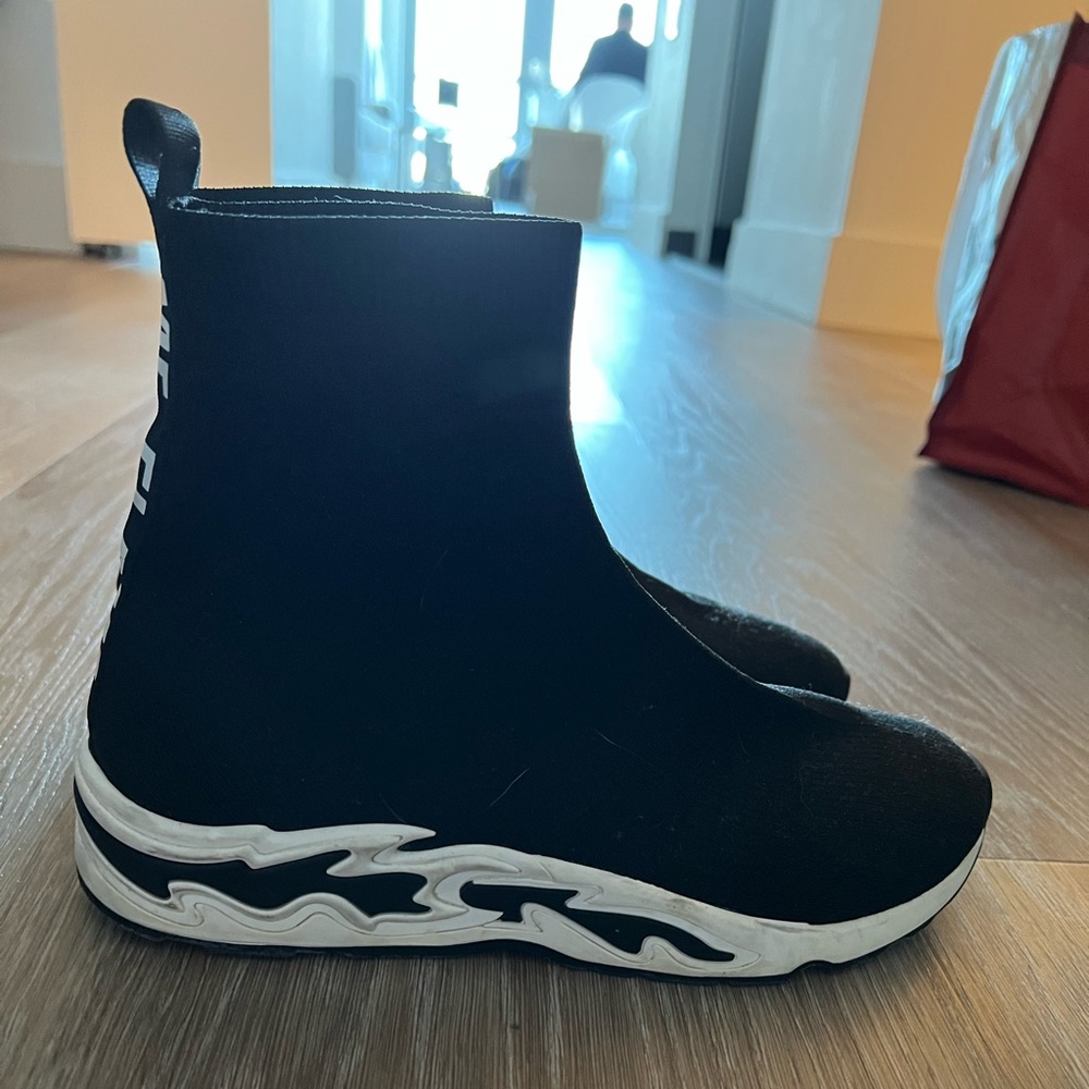 Sandro Sneakers